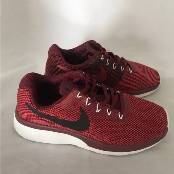 New Nike Women’s Tanjun Racer Sneakers Team Red/ Black Gymn Red White 5.6 - Picture 6 of 11